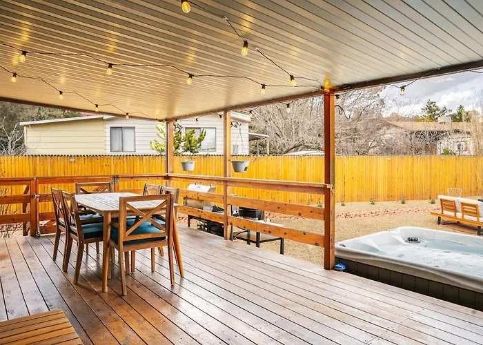 Сasa de vacaciones Stunning Javelina Hideaway With Hot Tub And King Bed